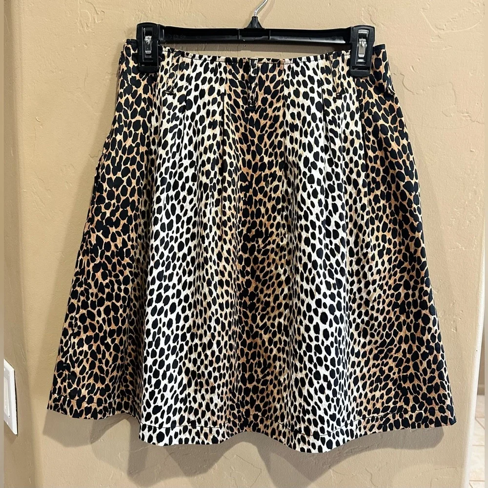 White House Black Market Leopard Animal Print Full Skirt Pockets Size 2 NWT